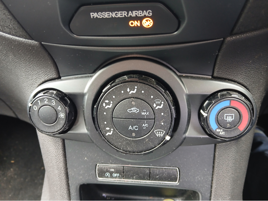 2014 Ford Fiesta 1L Petrol For Sale Images
