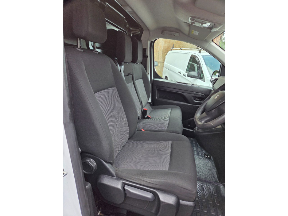 2023 Peugeot Expert 1.5L Diesel For Sale Images