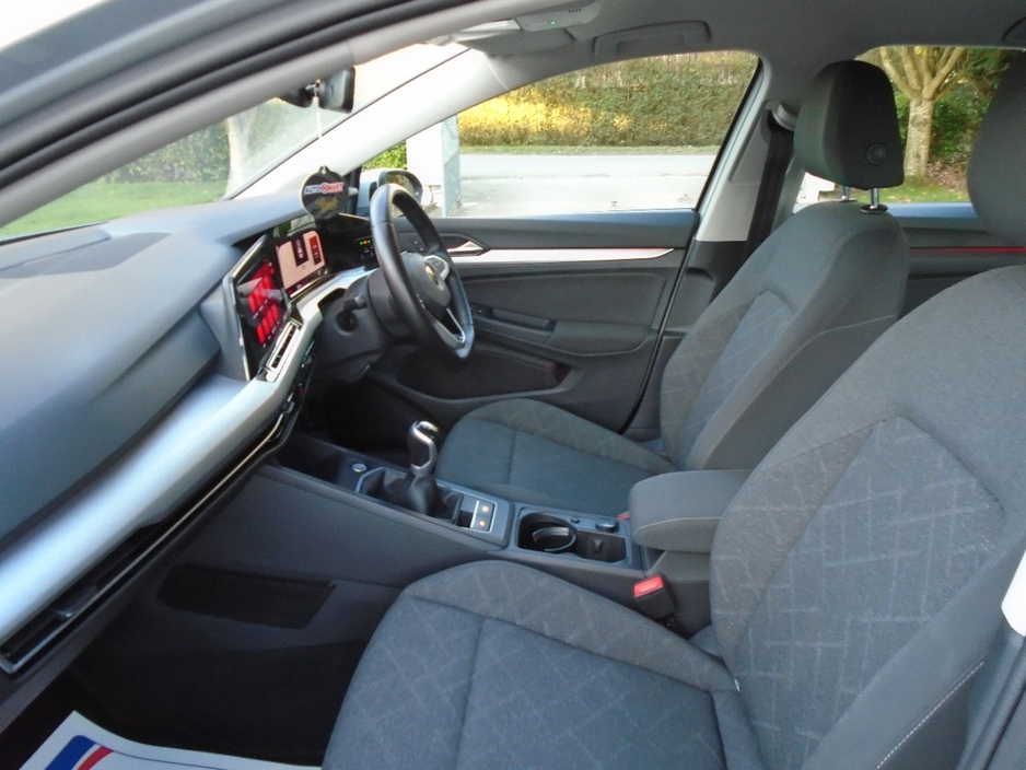 2021 Volkswagen Golf 2L Diesel For Sale Images