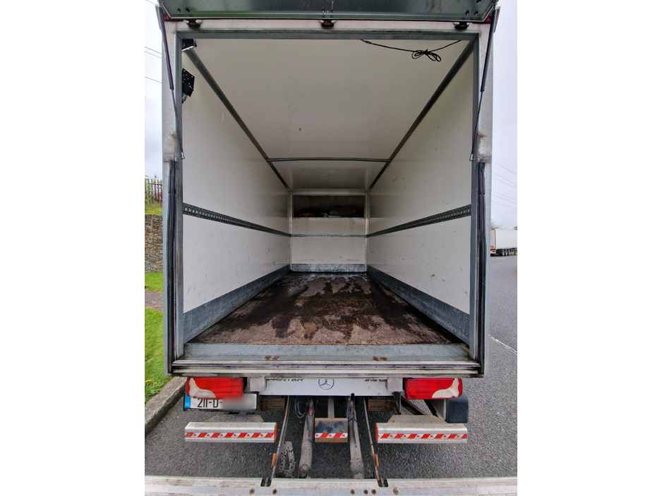 2021 Mercedes-Benz Sprinter 2.1L Diesel For Sale Images