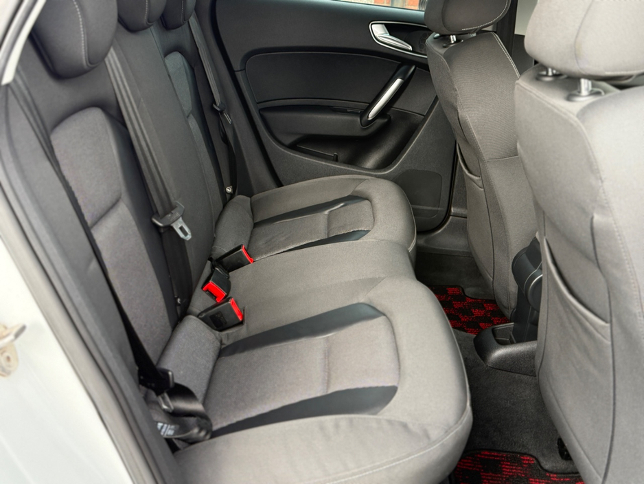 Audi A1 1.4 TFSI AUTO — thumbnail 21