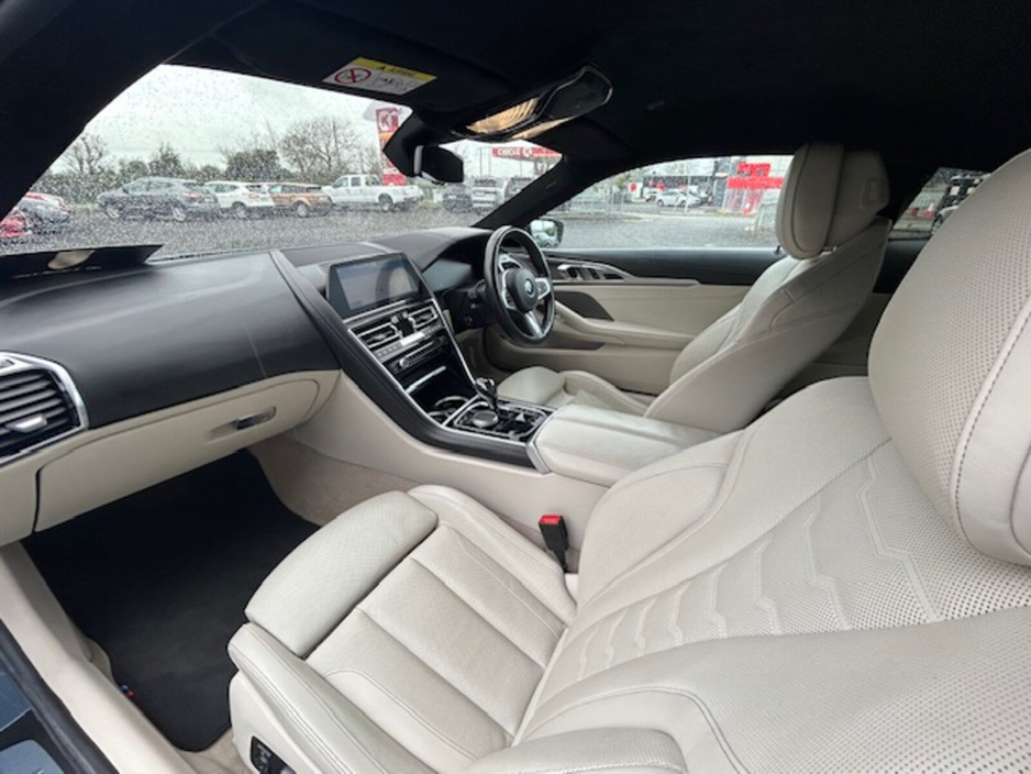 2019 BMW 8 Series 3L Diesel For Sale Images