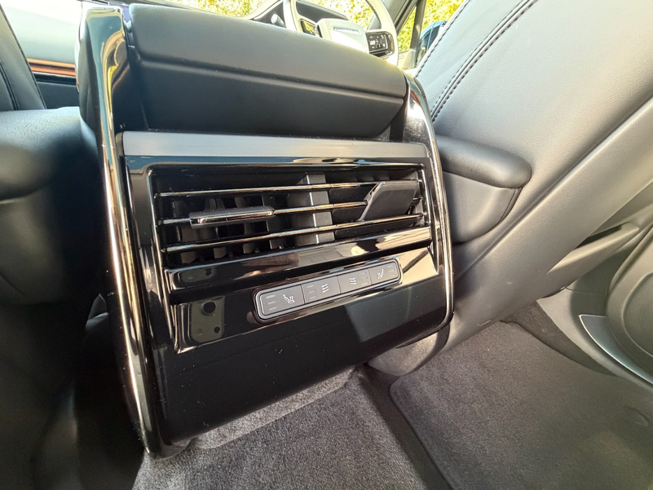 2024 Land Rover Range Rover Sport 3L Petrol Plug-in Hybrid For Sale Images