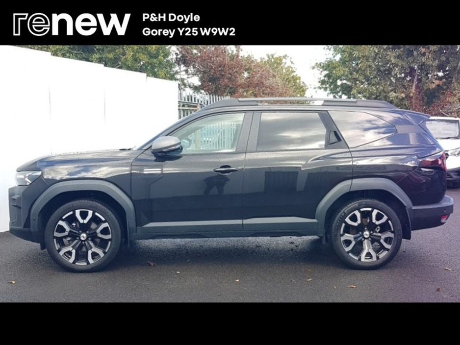 2026 Dacia Bigster 1.8L Petrol Hybrid For Sale Images