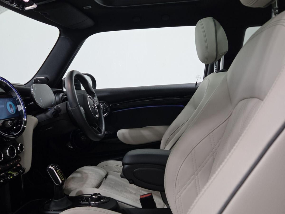 2023 MINI Hatch 0L Electric For Sale Images