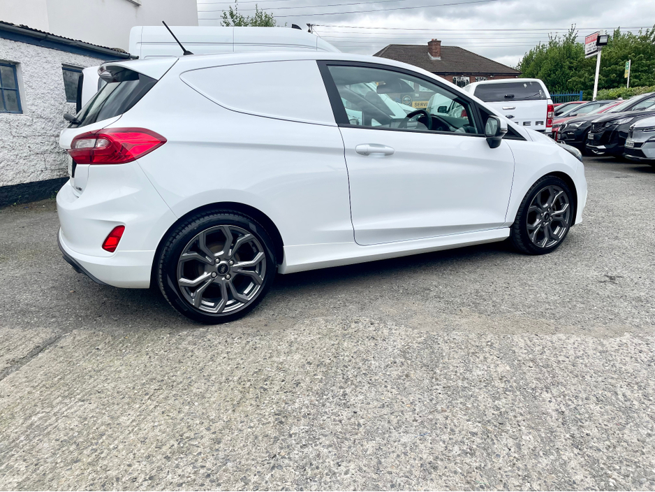 2022 Ford Fiesta 1L Petrol Hybrid For Sale Images