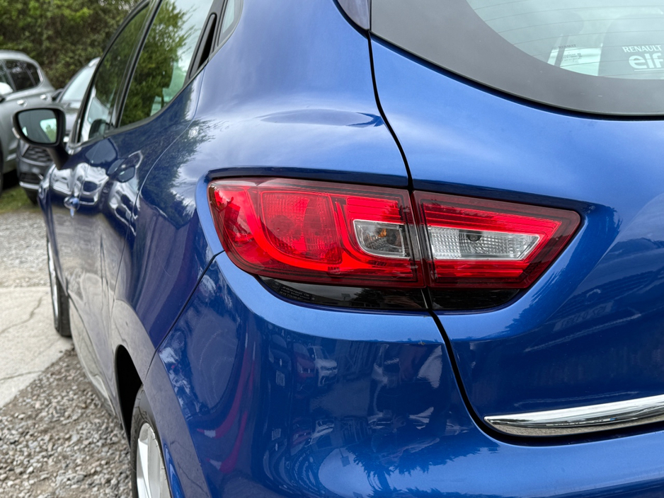 2018 Renault Clio 1.1L Petrol For Sale Images