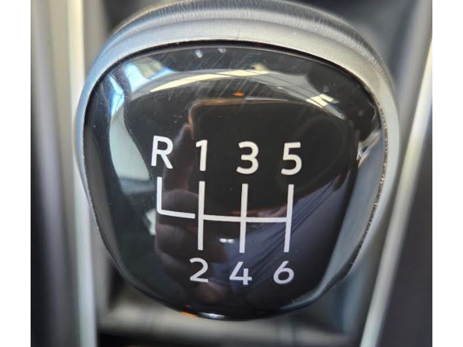 2024 Volkswagen Golf 1L Petrol For Sale Images