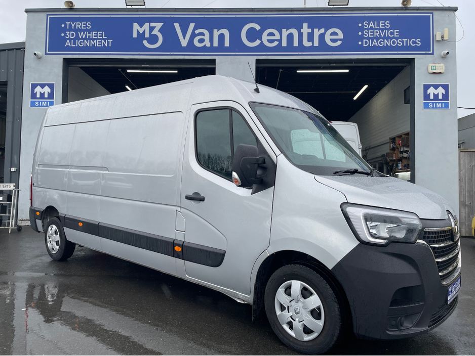 2023 Renault Master 2.3L Diesel For Sale Images