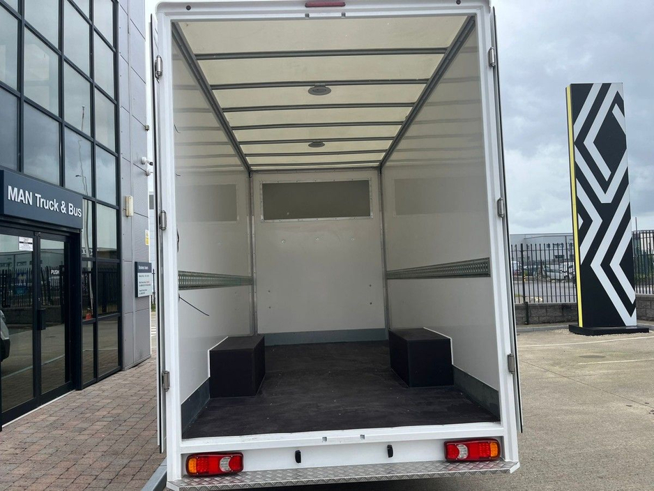 2026 MAN TGE 2L Diesel For Sale Images
