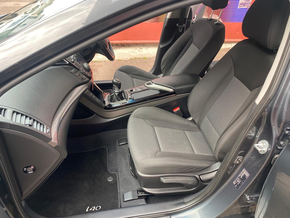 2016 Hyundai i40 1.7L Diesel For Sale Images