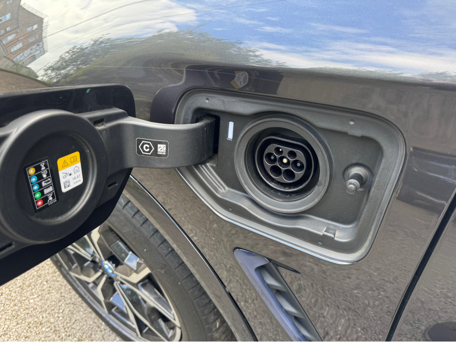 2022 BMW X3 2.0L Petrol Plug-in Hybrid For Sale Images