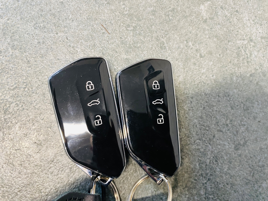 2025 Volkswagen ID.7 0L Electric For Sale Images