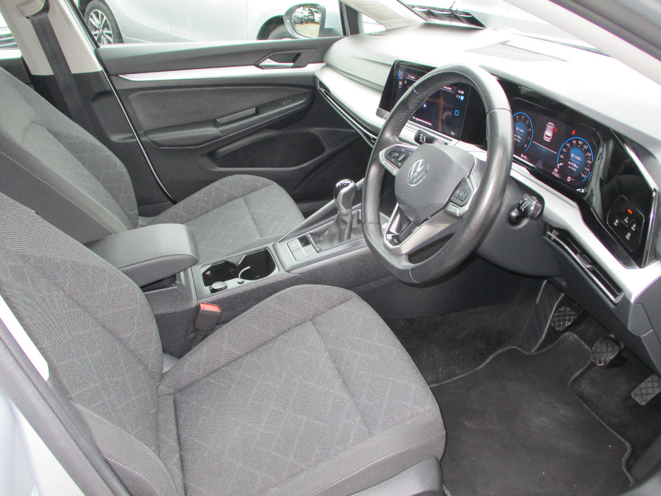 2024 Volkswagen Golf 1L Petrol For Sale Images