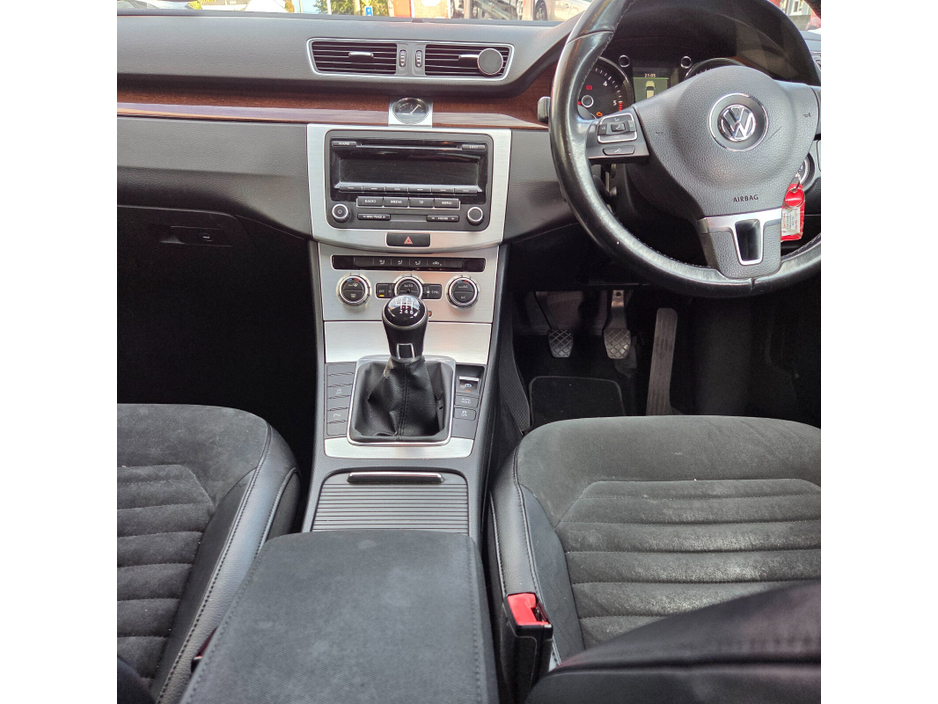 2014 Volkswagen Passat 1.6L Diesel For Sale Images