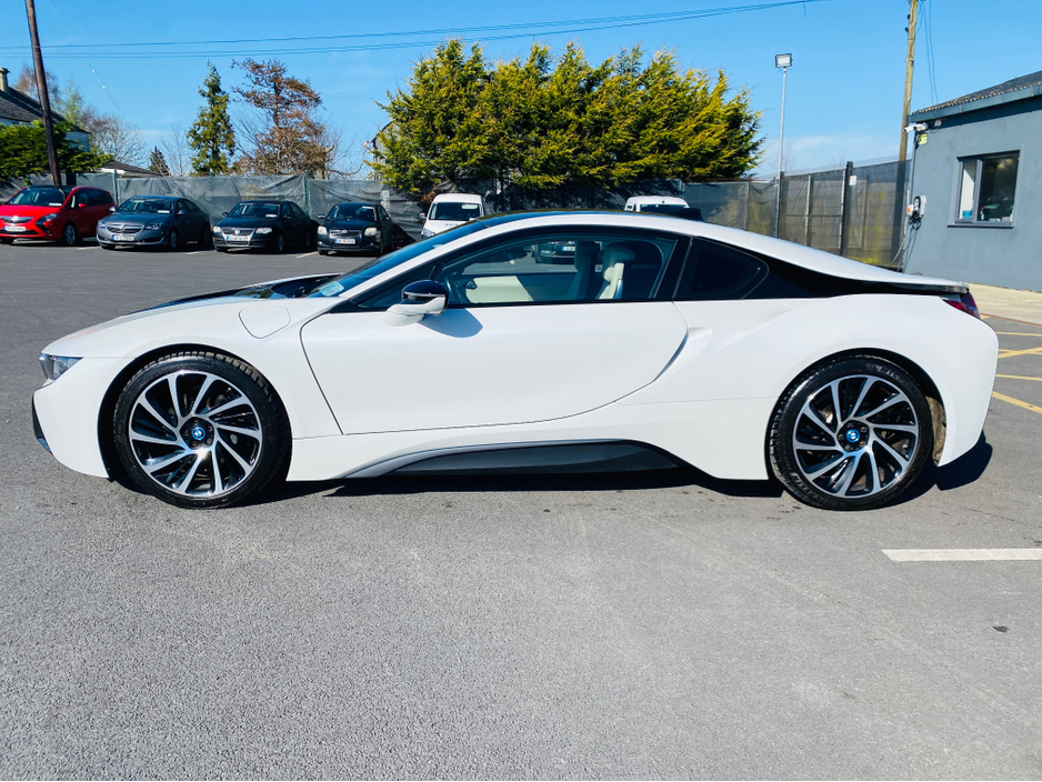 2017 BMW i8 1.5L Petrol Plug-in Hybrid For Sale Images