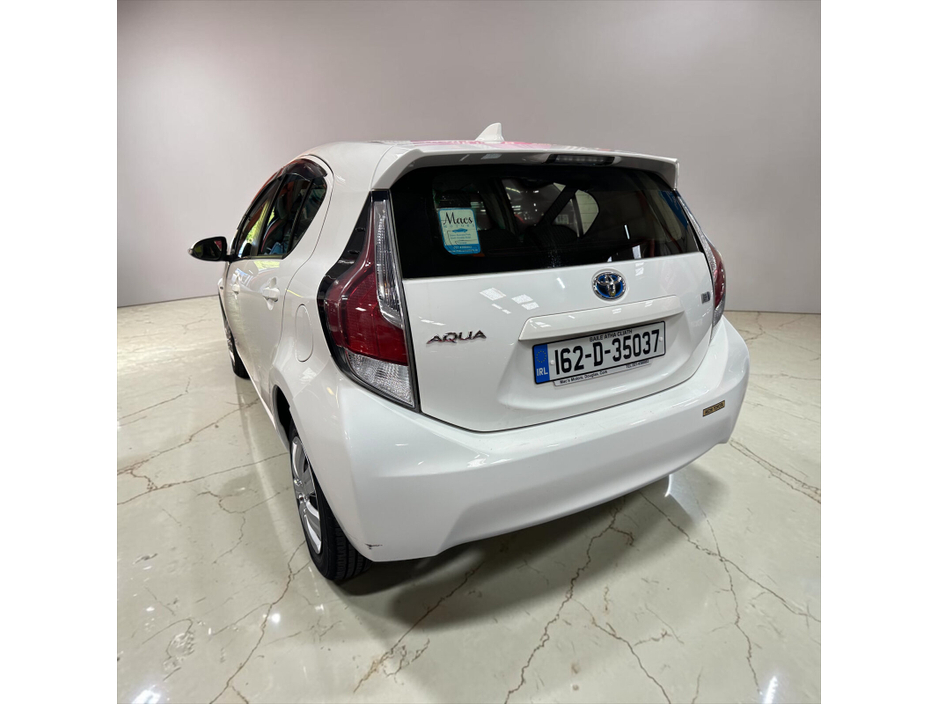 2016 Toyota Aqua 1.5L Petrol Hybrid For Sale Images