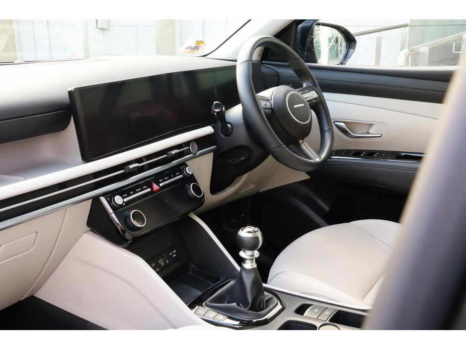 Hyundai Tucson Tucson FL Executive - Special 4.99% APR Finance Available on This Vehicle — thumbnail 16