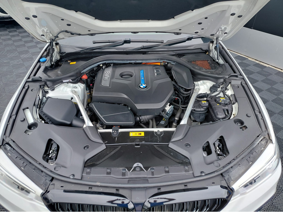 BMW 5 Series BMW 530E, M-sport ,plug in Hybrid, huge spec — thumbnail 3