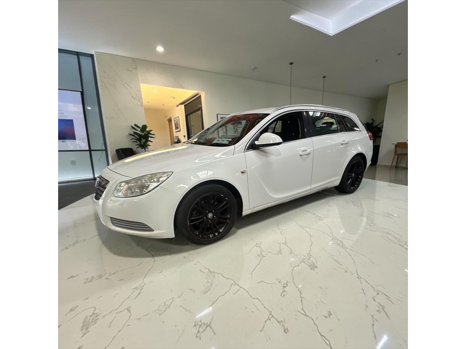 2010 Vauxhall Insignia 2L Diesel For Sale Images