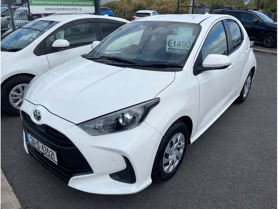 2021 Toyota Yaris For Sale Images