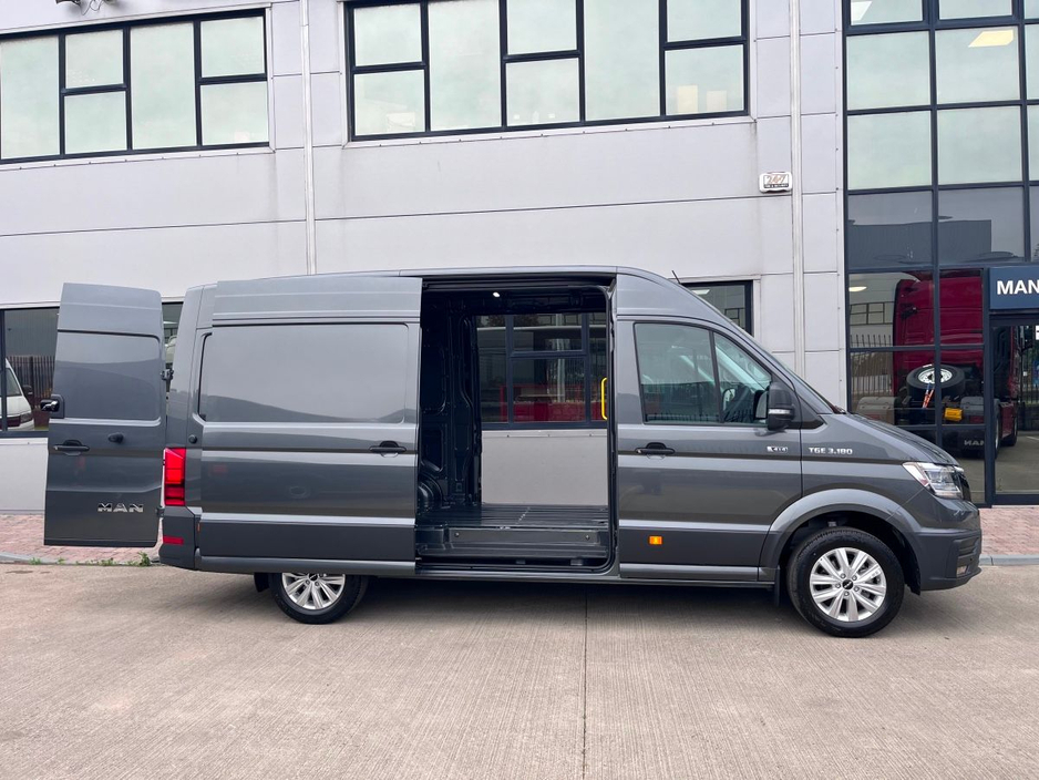 2026 MAN TGE 2L Diesel For Sale Images