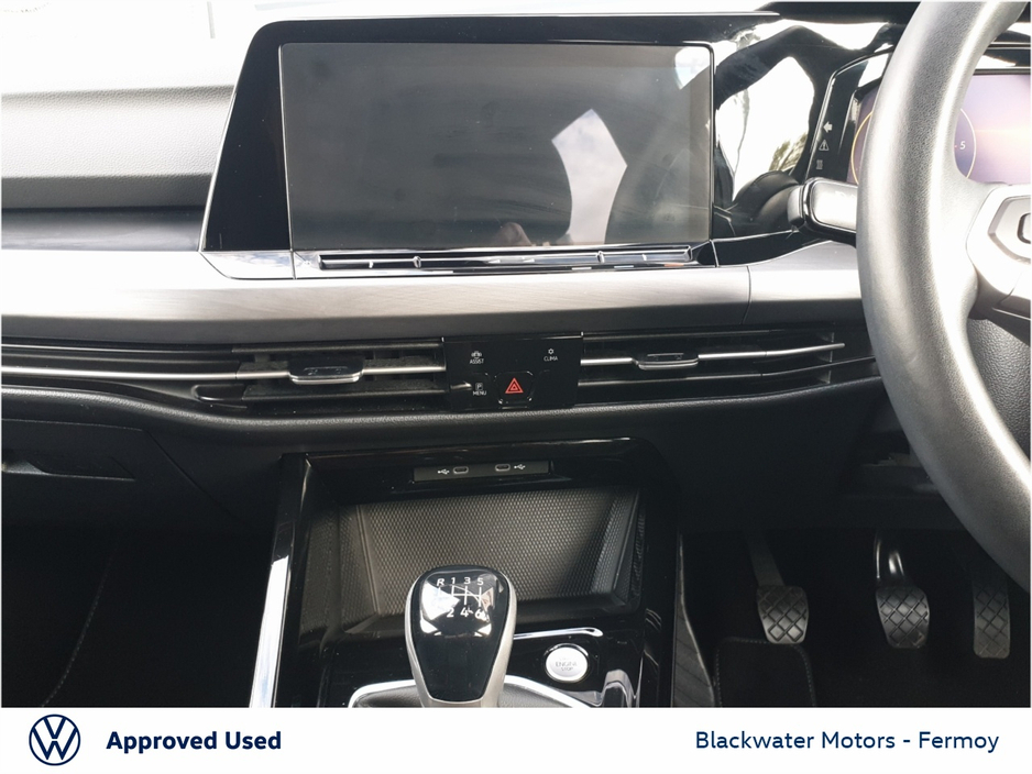 Volkswagen Golf 2.0TDI 115BHP STYLE WITH UPGRADED ALLOYS & REAR TINTED WINDOWS — thumbnail 17