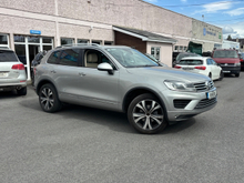2016 Volkswagen Touareg 3L Diesel For Sale Images