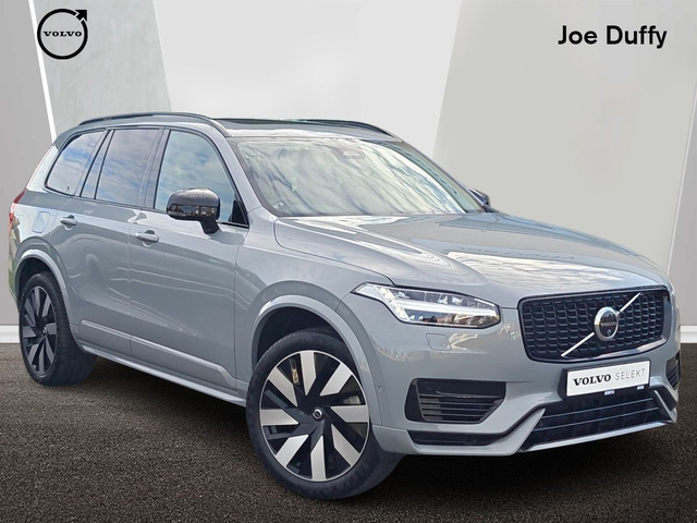 2024 VOLVO XC90 T8 PHEV 455hp Plus (Bright Theme)