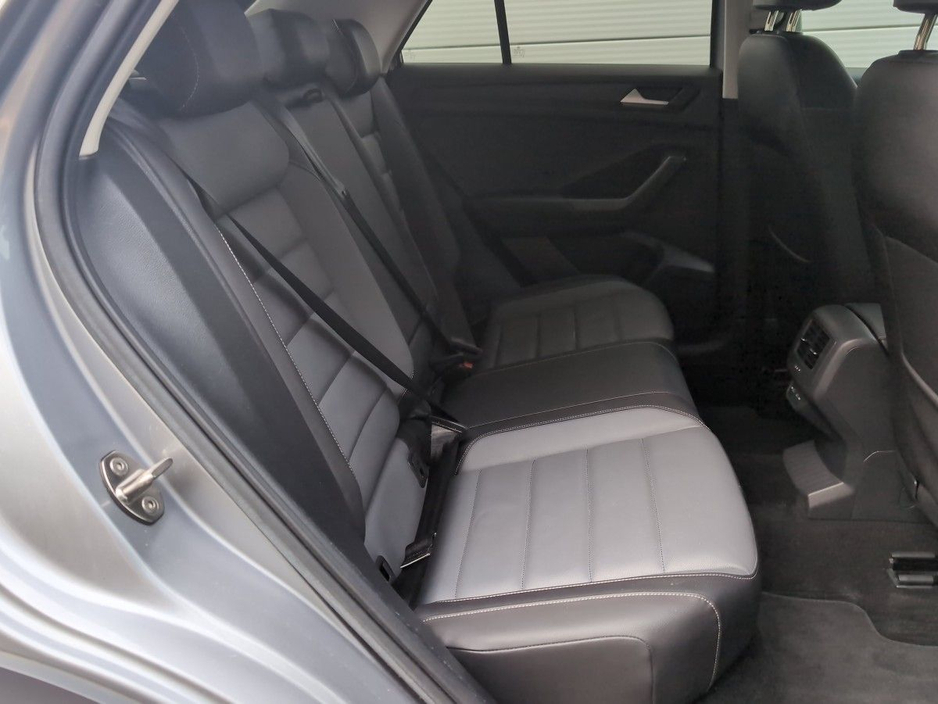 2023 Volkswagen T-Roc 2L Diesel For Sale Images