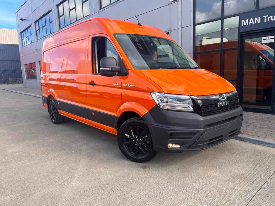 2026 MAN TGE 2L Diesel For Sale Images