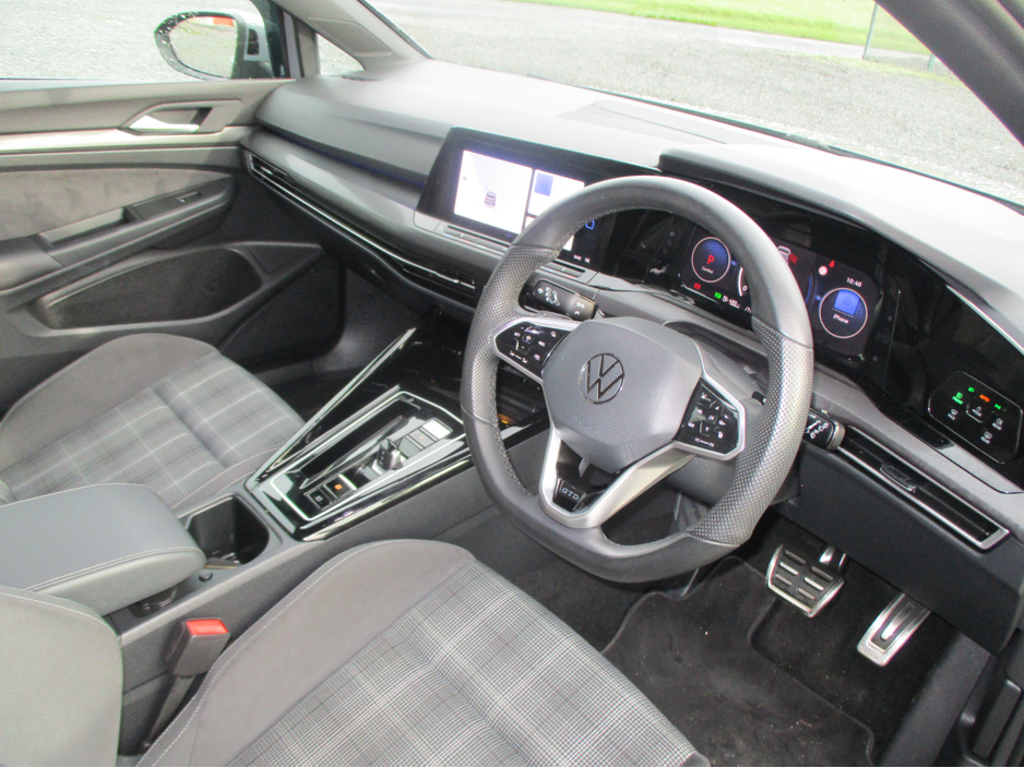 2023 Volkswagen Golf 2L Diesel For Sale Images