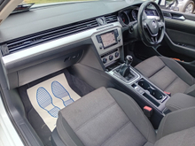 2017 Volkswagen Passat 2L Diesel For Sale Images