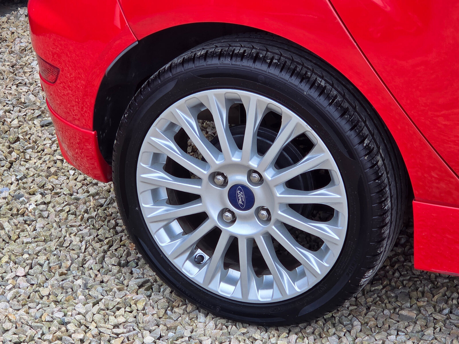Ford Fiesta — thumbnail 20