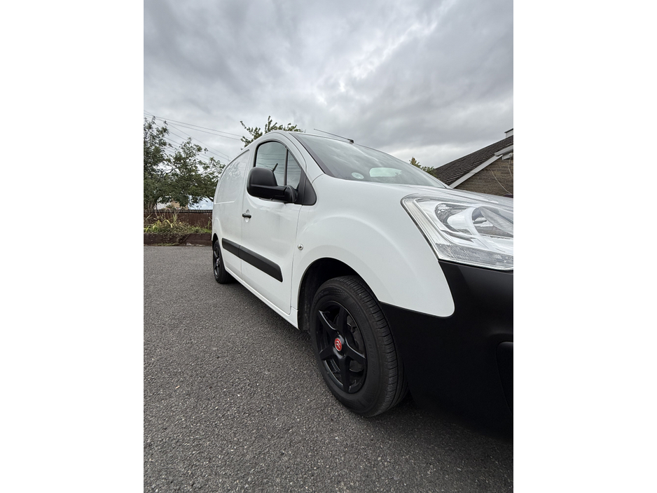 Citroen Berlingo LX BLUEHDI 75 625KG S SWB MY40 3 — thumbnail 7
