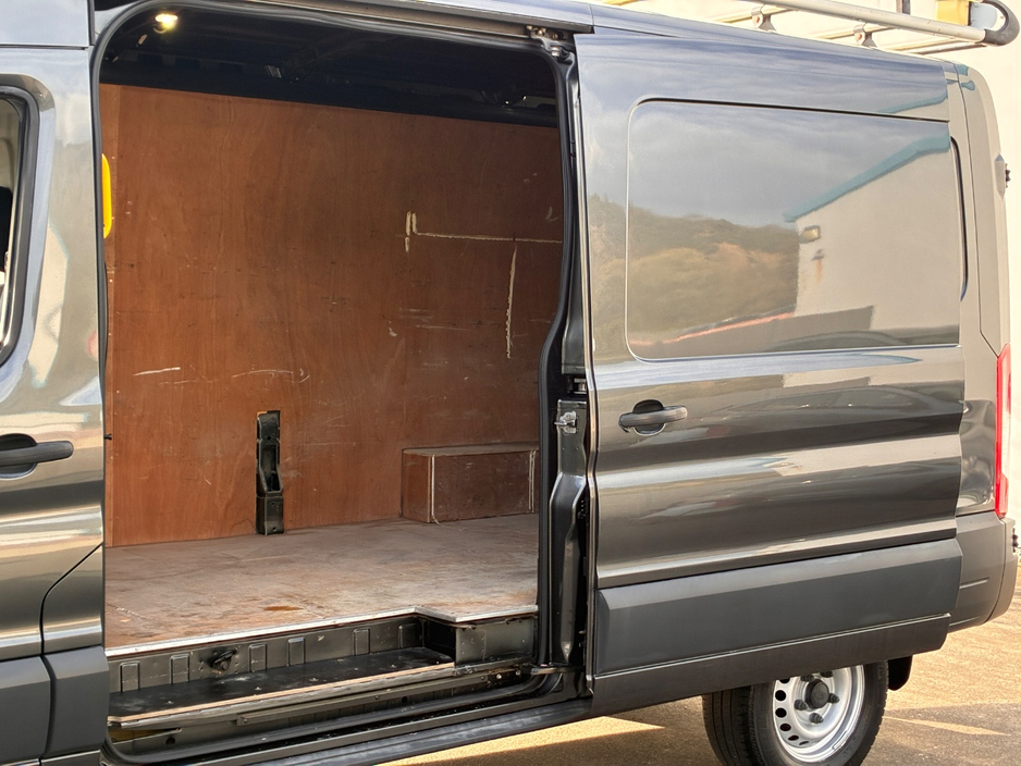 2018 Ford Transit 2L Diesel For Sale Images
