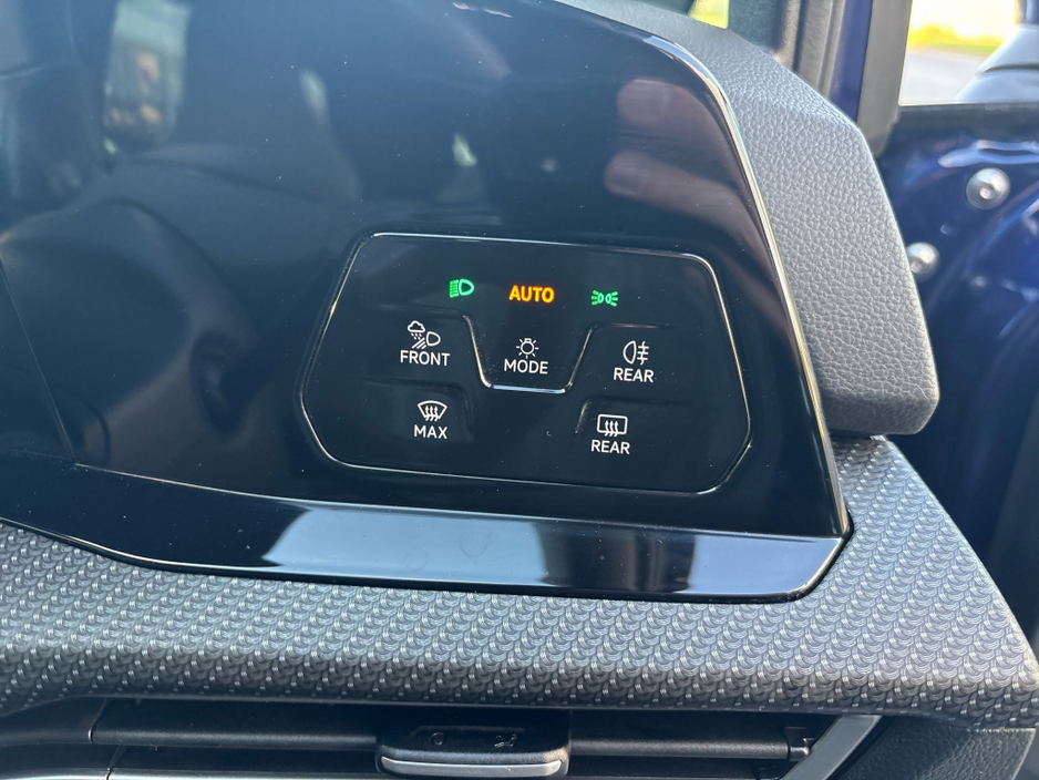 2021 Volkswagen Golf 1.4L Petrol For Sale Images