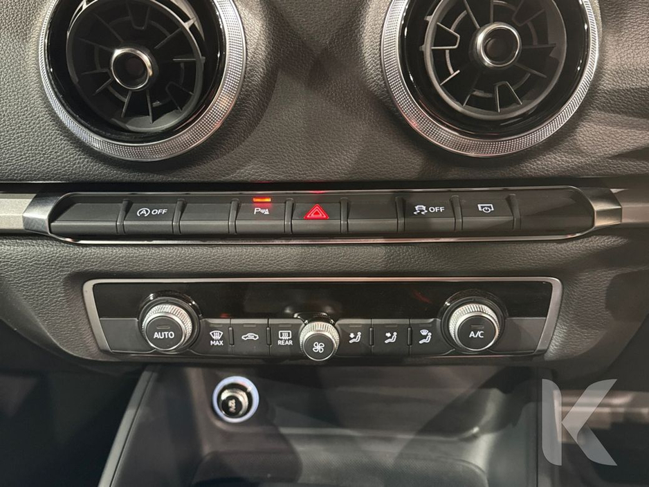 Audi A3 1.4TFSI AUTOMATIC - FACTORY ALLOYS - LOW MILEAGE — thumbnail 17