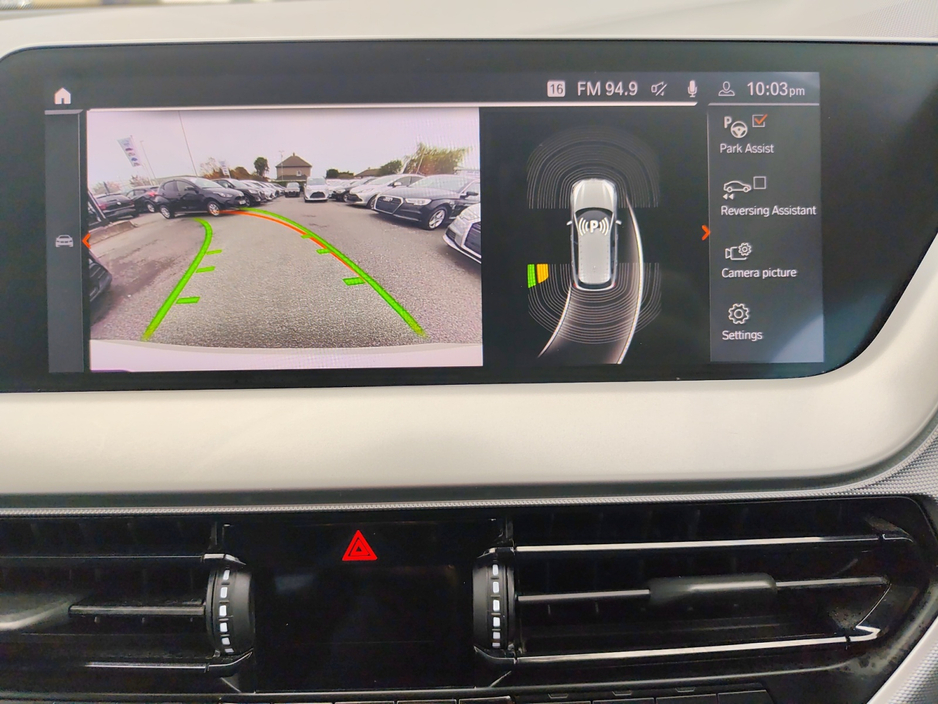 BMW 1 Series 1.5 Petrol Auto Tiny Miles Car Play — thumbnail 17