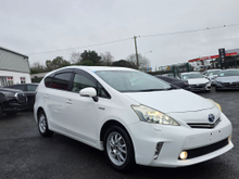 2013 Toyota Prius Alpha 1.8L Petrol Hybrid For Sale Images