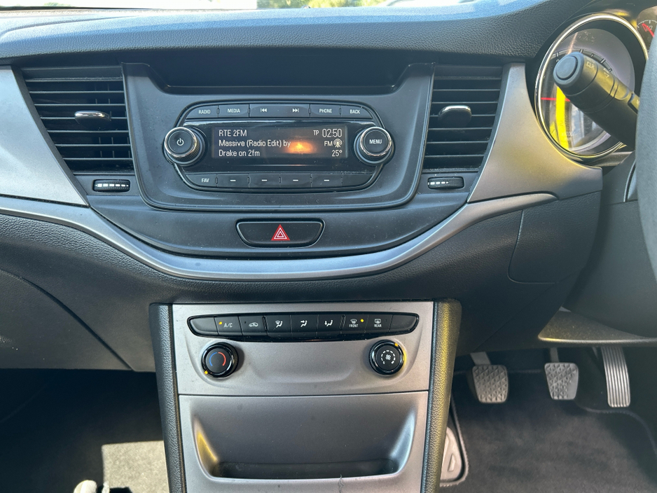2017 Opel Astra 1L Petrol For Sale Images