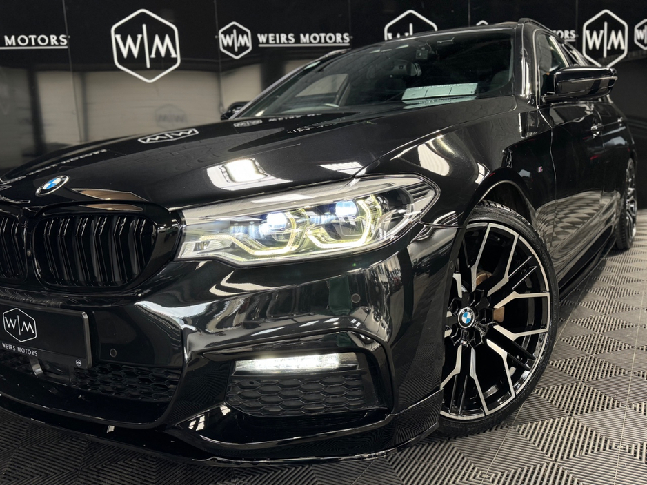 BMW 5 Series M-Sport Pro *Panoramic Sunroof* — thumbnail 3