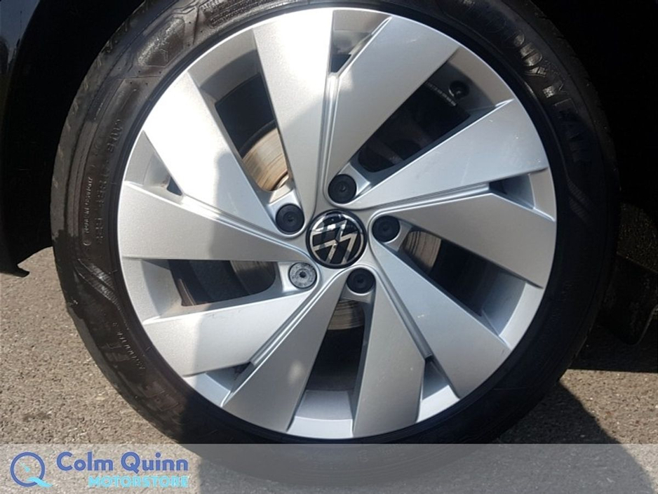 2021 Volkswagen Golf 1.5L Petrol For Sale Images
