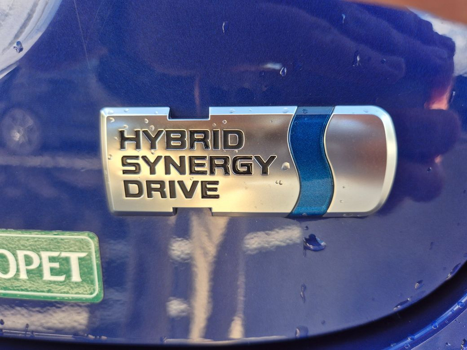 Toyota Yaris Cross 1.5 HYBRID / X SPEC / LOW MILEAGE / TAX €150 — thumbnail 36
