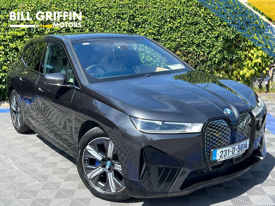 2023 BMW iX