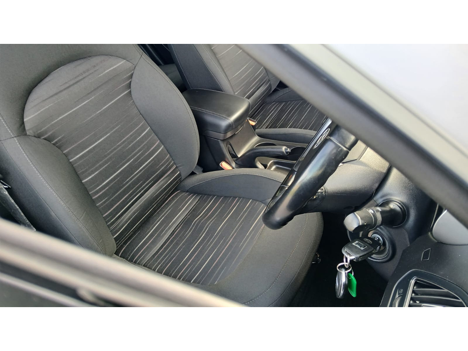 2015 Hyundai ix35 1.7L Diesel For Sale Images