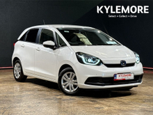 Honda Fit 1.5 HYBRID AUTOMATIC - CRUISE CONTROL - REAR CAMERA - MULTI FUNCTION STEERING WHEEL - HEATING / AC CONTROLS