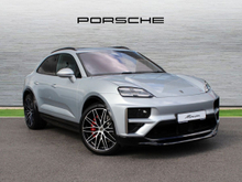 Porsche Macan Turbo Electric