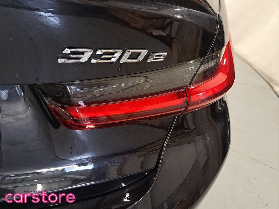 BMW 3 Series 330e M Sport *M PERFORMANCE EXTERIOR KIT* — thumbnail 20