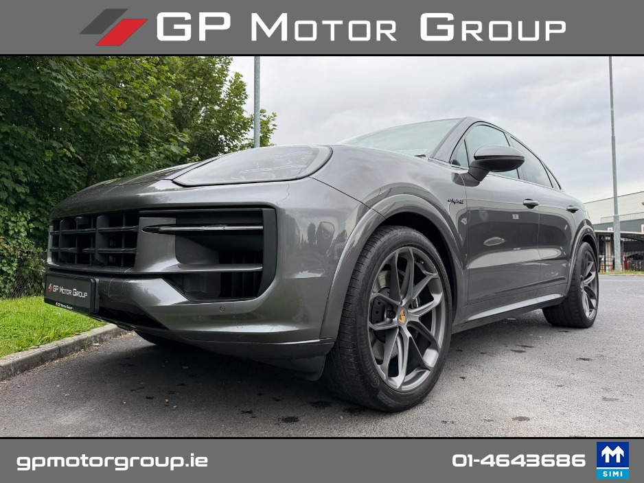 2024 Porsche Cayenne 3L Petrol Plug-in Hybrid For Sale Images